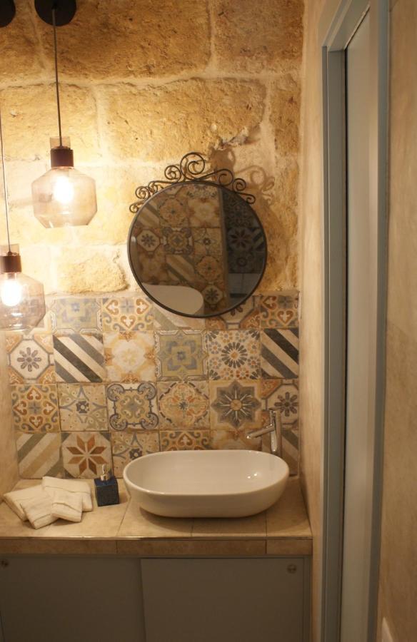 La Mansio Del Vicolo Villa โมลา ดิ บารี ภายนอก รูปภาพ